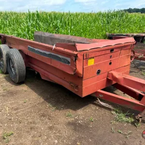 International 1570 Spreader