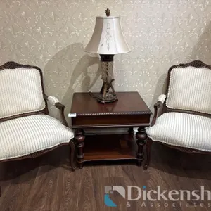 WOOD SIDE TABLE, LAMP, AND UPHOLSTERED WOOD FRAME CHAIRS