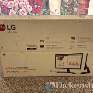LG WIDE SCREEN FLAT PANEL TELEVISION WITH BASE