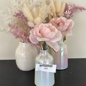 SMALL DECORATIVE VASES WITH ARTIFICIAL FLOWERS