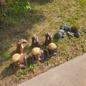 Assorted Yard Decor