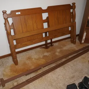 Wood Head & Footboard with Metal Frame