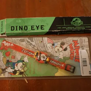 Vintage Kids Dino Eye Lost World Jurassic Park Watch
