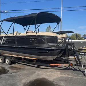 2022 Starcraft SLS 23 - Sport Tri-Toon Pontoon