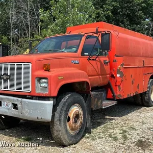 1993 Chevrolet C7 Kodiak fuel truck