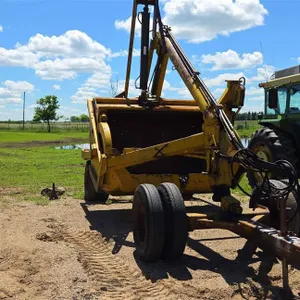 Pull-Type Hydraulic Scraper
 UNRESERVED