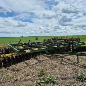 John Deere 230 28' Tandem Disc Cultivator
 UNRESERVED