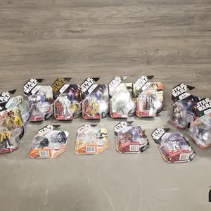 Box w/ Star Wars Misc. Mini Action Figure Toy Sets
 UNRESERVED