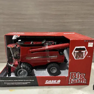 Case IH 1/16 Big Farm 8240 Combine Toy
 UNRESERVED