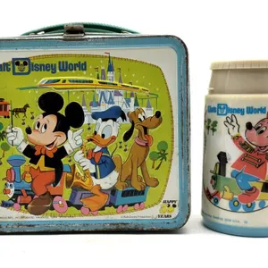 Vintage Walt Disney World Aladdin Metal Lunchbox