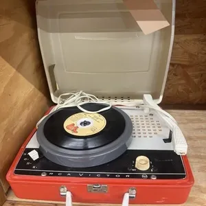 RCA Victor 45 Portable Record Player