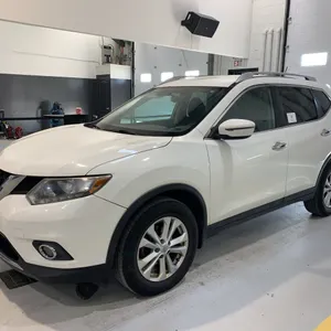 2016  Nissan  Rogue  SV 4dr Crossover