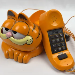 Vintage Garfield Novelty Push-Button Telephone by Tyco