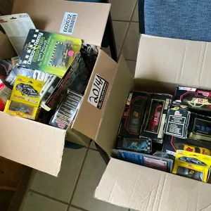2 BOXES OF VARIOUS NASCAR DIE-CAST COLLECTIBLES