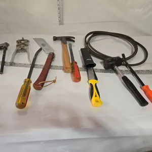 Rubber Mallet, Hammer, Pry Bars, Heavy Duty Elastrator Pliers