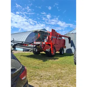 1994 8460 Massey Ferguson Combine