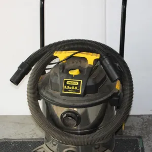 STANLEY 8 GALLON WET/DRY VACUUM CLEANER