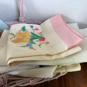 Needlepoint/Linen Lot