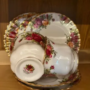 Royal Albert "Old Country Roses" Teacups/Saucers