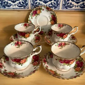 Royal Albert "Old Country Roses" Teacups/Saucers