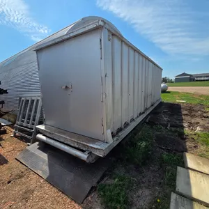 28'x90"x94" Storage container