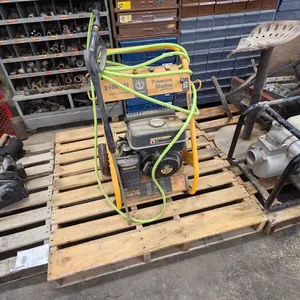 Steele 2400PSI pressure washer w/ 5.5hp engine