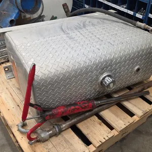 Steel fuel tank & hoses
