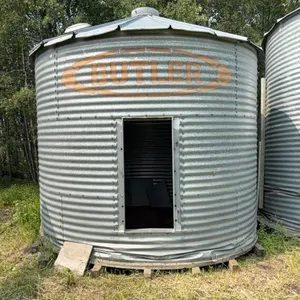 Butler 14’ x 3 Ring Grain Bin, Wood Floor
(B1)