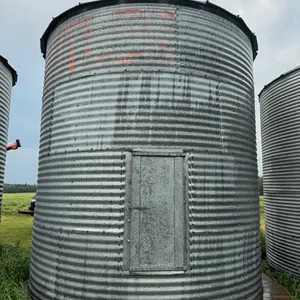 Butler 14‘ x 4 Ring Grain Bin, Wood Floor (Marked B8)