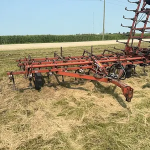 16’ international vibrashank cultivator