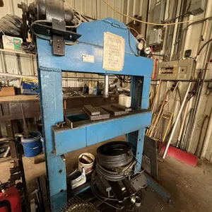 Shop Press
 UNRESERVED