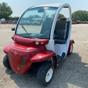 2000 GEM GOLF CART