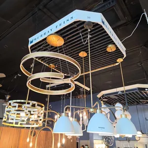 (7) MURRAY FEISS HANGING LIGHTS