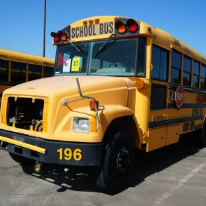 2007 Freightliner Thomas School Bus (Parts Unit) - Will Need to be Towed