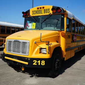 2007 Freightliner Thomas School Bus (Parts Unit) - Will Need to be Towed