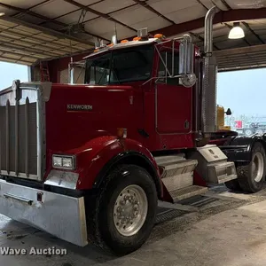 1995 Kenworth W900 semi truck