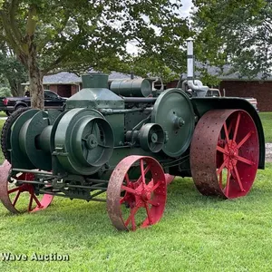 1926 Advance-Rumely OilPull M 20/35  tractor