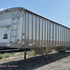 2008 Cornhusker Ultra-Lite grain trailer