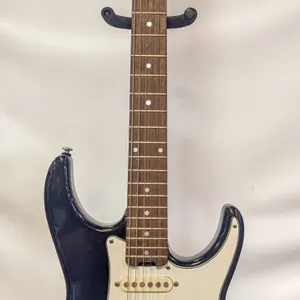 PEAVEY RAPTOR PLUS STRAT ELECTRIC