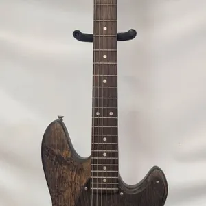 MATTE WOOD STAIN ELECTRIC GUITAR