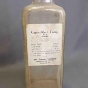 Antique Glass Pharmaceutical Medicine Bottle w/Lid