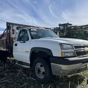 2005 Chevrolet Silverado 3500 Flatbed Truck
 UNRESERVED