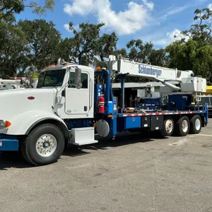 2011 NATIONAL 800D 23 TON BOOM SN: 296528 MOUNTED ON 2011 PETERBILT 367 STRAIGHT BOOM TRUCK VIN: 1NP