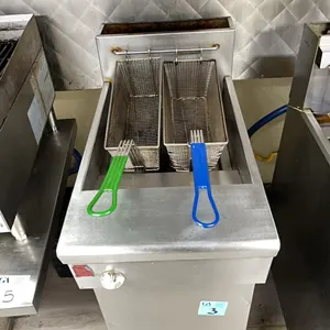 Quest gas deep fryer, model MV 40/130, with 2 baskets