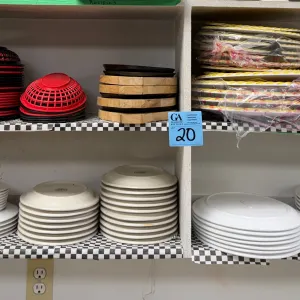 Vitrex Plates, plastic baskets