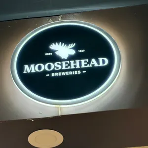 Moosehead sign, approx 12” diameter