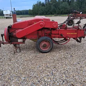 New Holland Hayliner 67 Square Baler