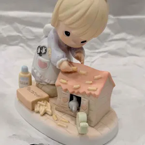 (1) LARGE PRECIOUS MOMENT FIGURE "HOME-MADE OF LOVE"