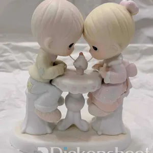(1) PRECIOUS MOMENT FIGURE "OUR FRIENDSHIP IS SODA-LICIOUS"
