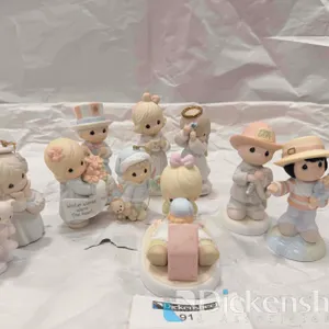 LOT OF (10) PRECIOUS MOMENTS FIGURINE
